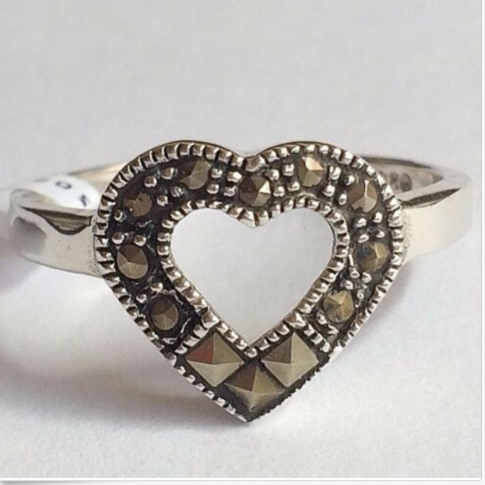 925 Sterling Silver Open Heart Marcasite Ring Size 8 9 Black Stone Promise Love